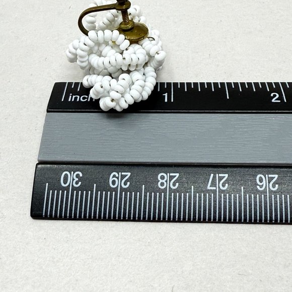 White Seed Bead Knot Earrings Vintage Screw Back Classic Retro - Picture 6 of 7